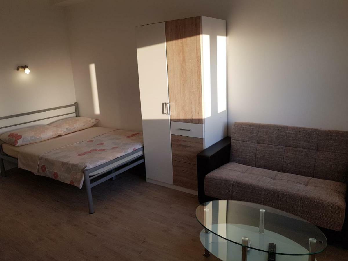 Studio Apartment Matija Podstrana Luaran gambar