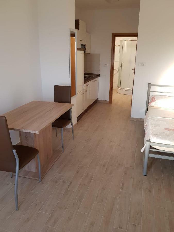 Studio Apartment Matija Podstrana Luaran gambar