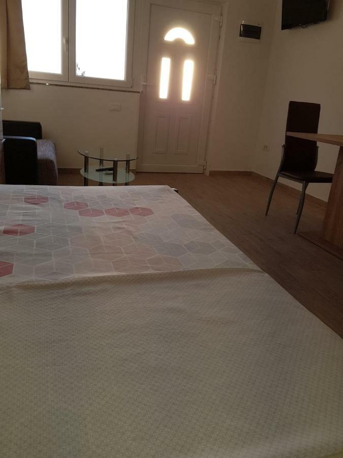 Studio Apartment Matija Podstrana Luaran gambar